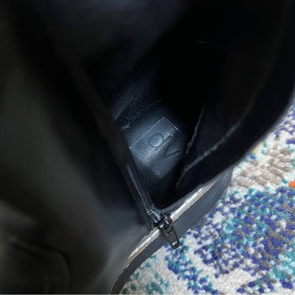 High lug sole boots from DV Dolce Vita size 8.5 black - Picture 9 of 9